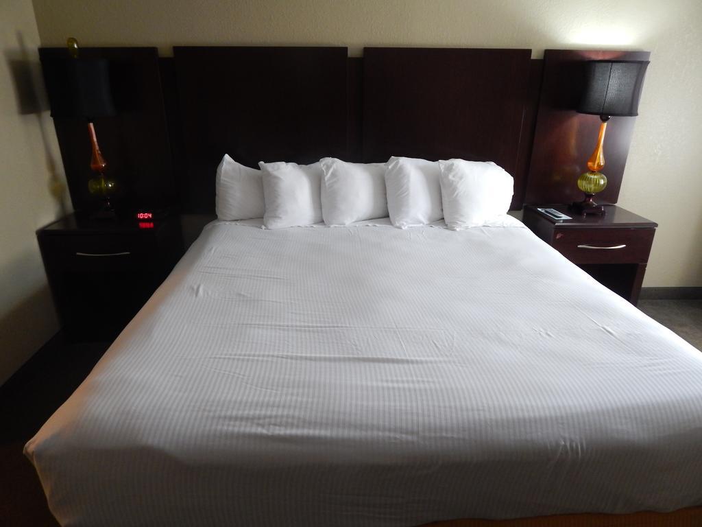 Ramada Branson Hotel And Resort Ngoại thất bức ảnh